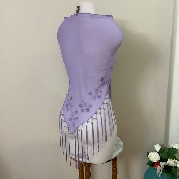 Pretty Mauve Embroidered Semi-sheer Shawl One Size - Picture 12 of 13